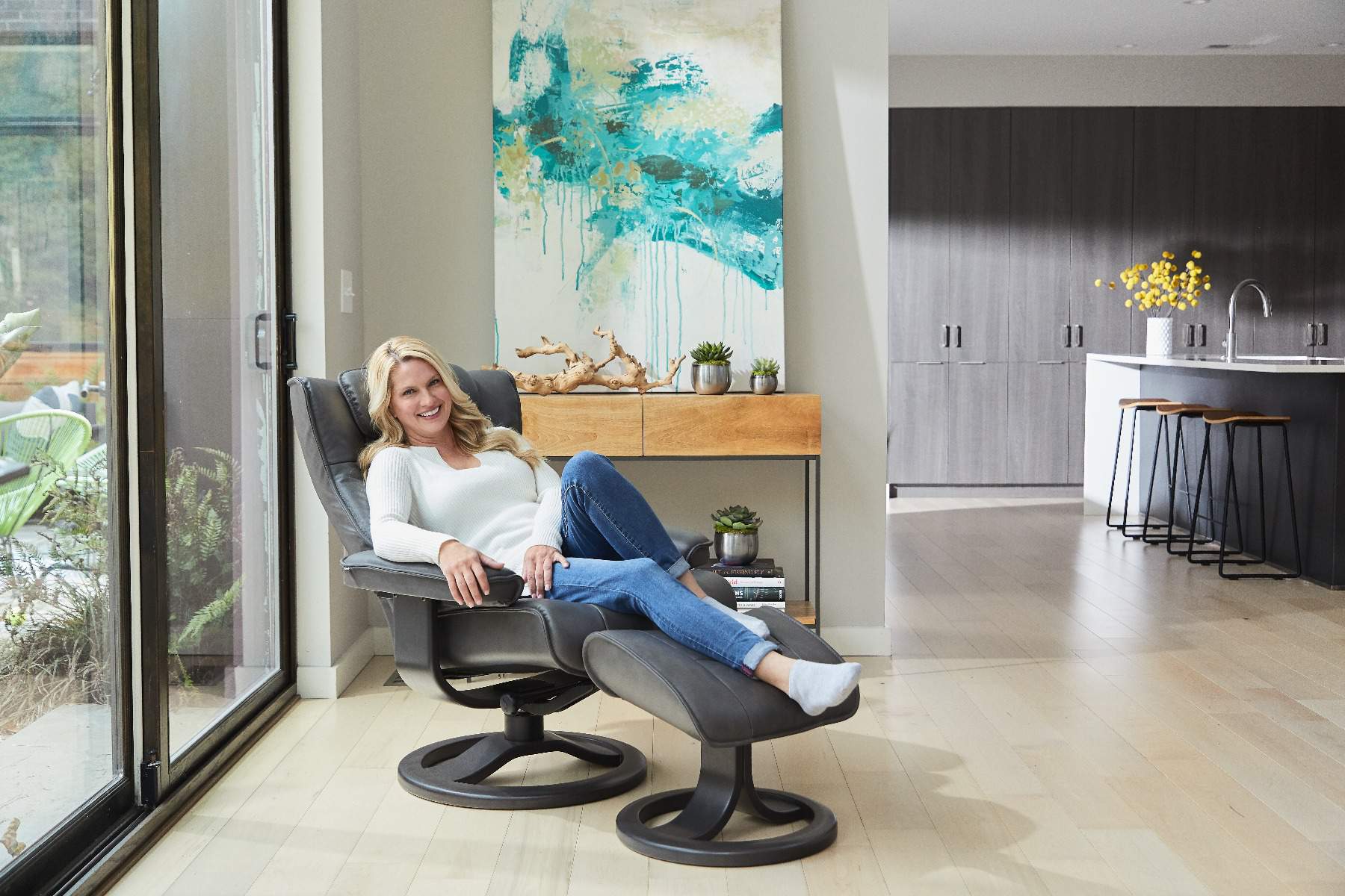 Fjords レザー オットマン Fjords Admiral Recliner & Ottoman - C Base - The Century House